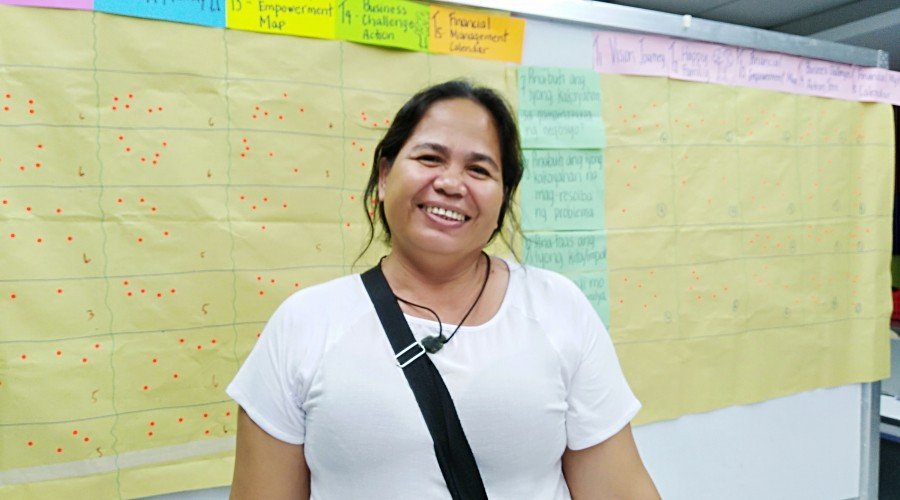Josephine Osorio, una campeona del proyecto FALS, aplicó la metodología a su negocio de cría de cerdos.